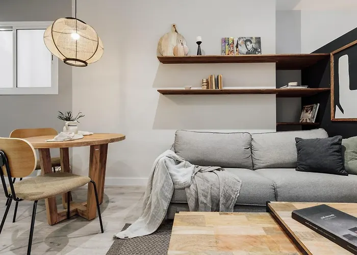 Daire Acconci - And Terrace In Eixample Esquerra